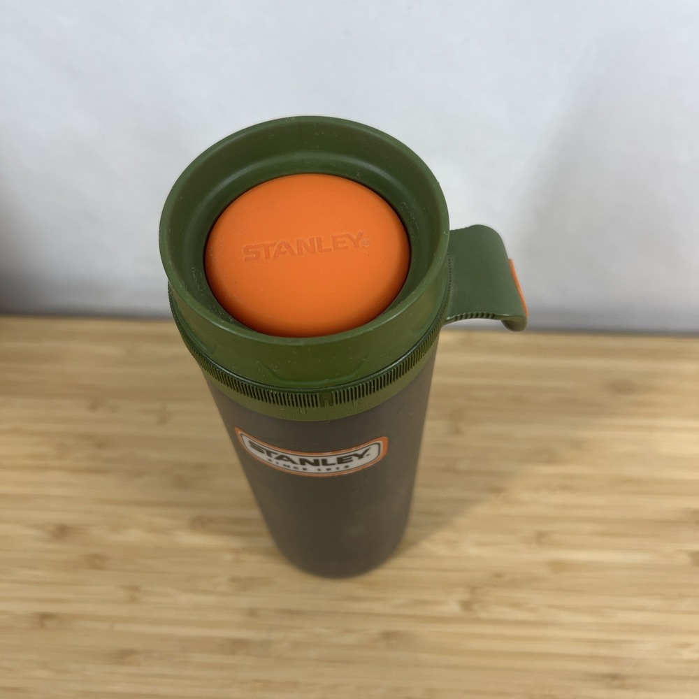 Stanley Outdoor Drink-Thru Bottle 16oz - Rare - Old Logo - Excellent Condition - Picture 2 of 6